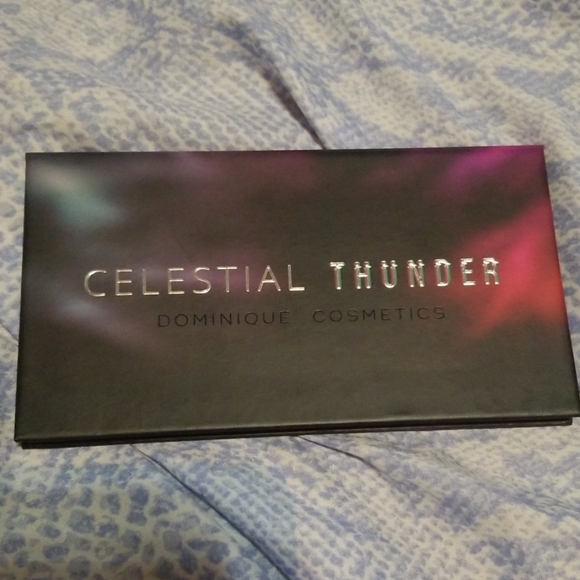 Dominique Cosmetics Celestial Thunder eyeshadow - Picture 4 of 6